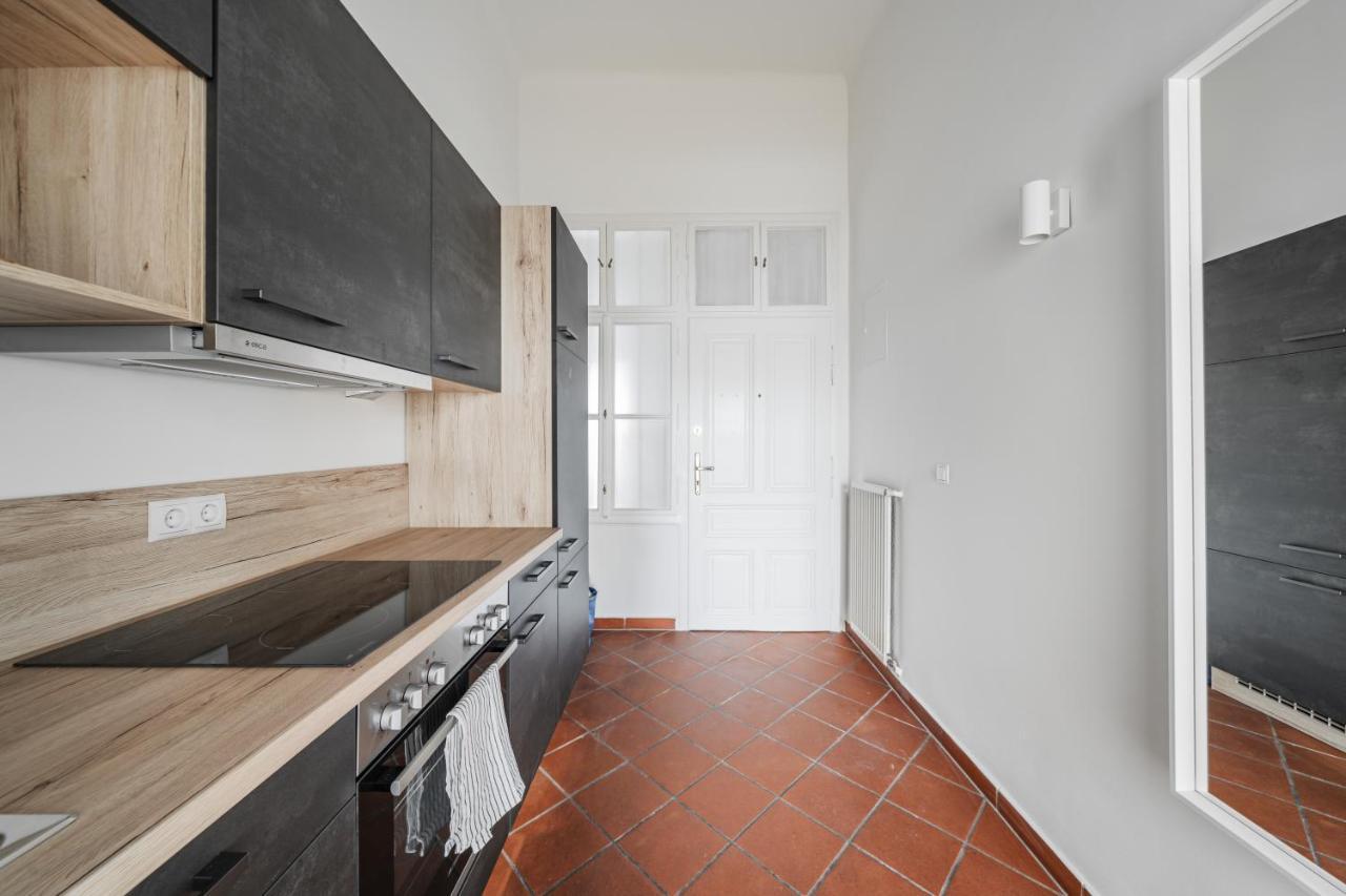 Stylisch Condo In Vienna'S 18Th District Exterior photo